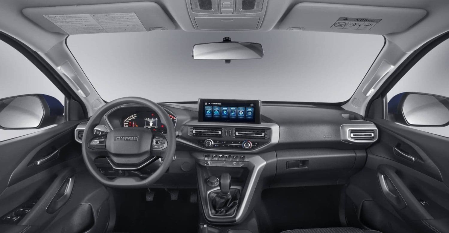 changan-hunter-galeria-interior-cabina